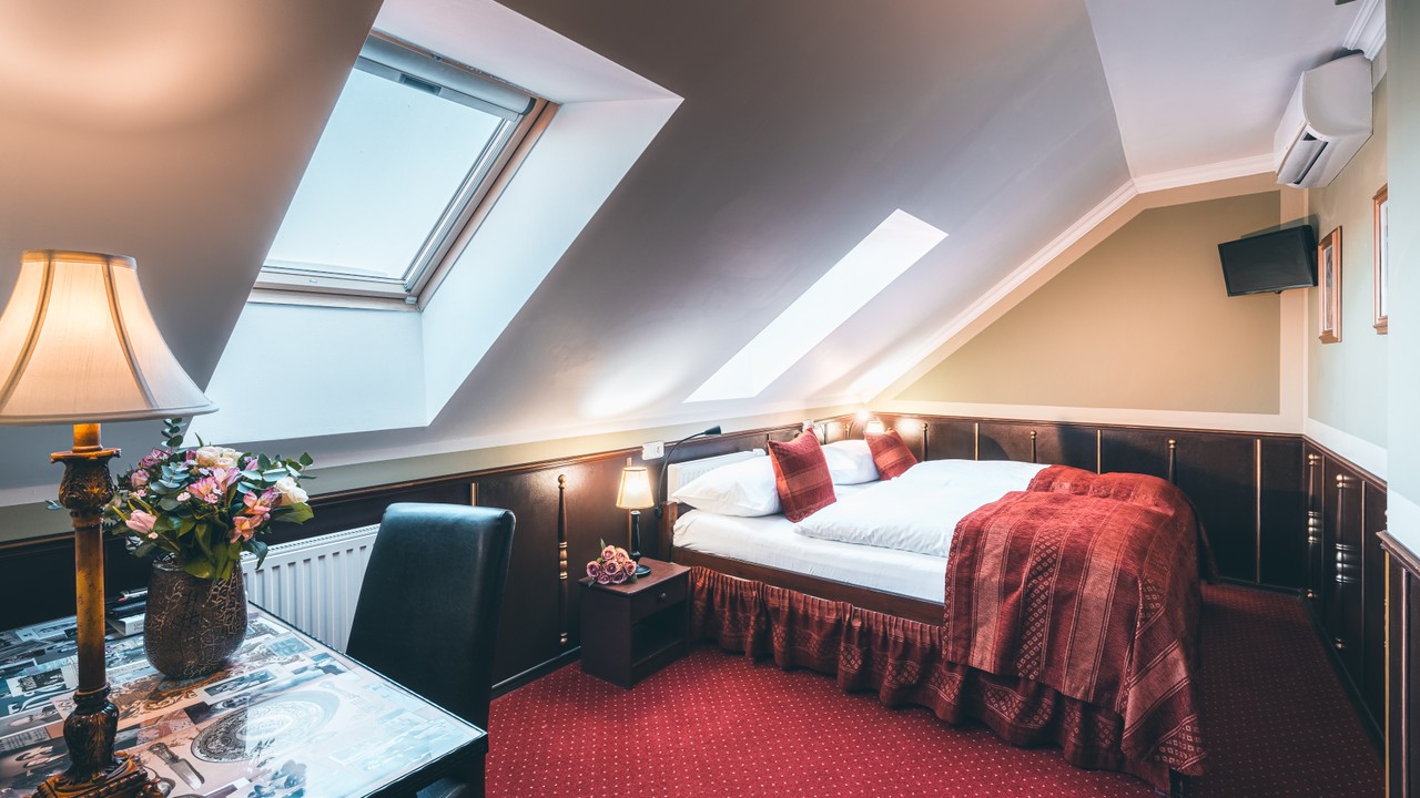 Hotel Hastal Best Hotel Prague Old Town; Luxury Accommodating Family Room